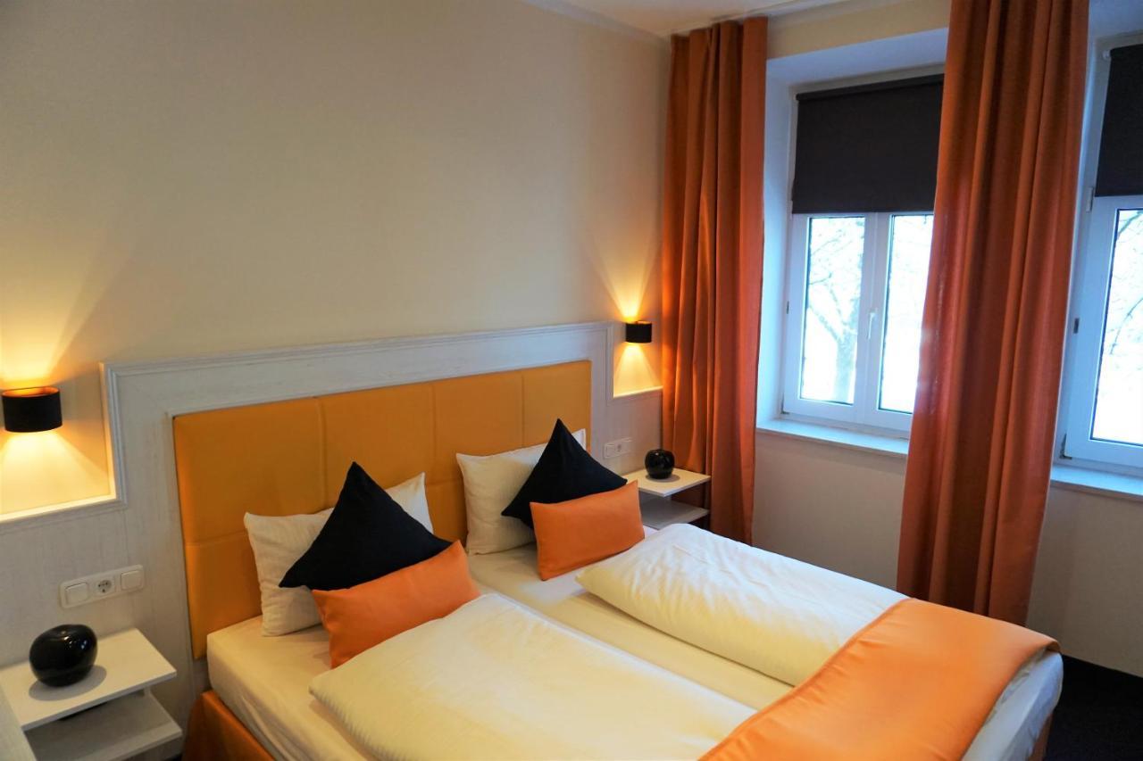 Hotel Brecherspitze Munich Exterior photo